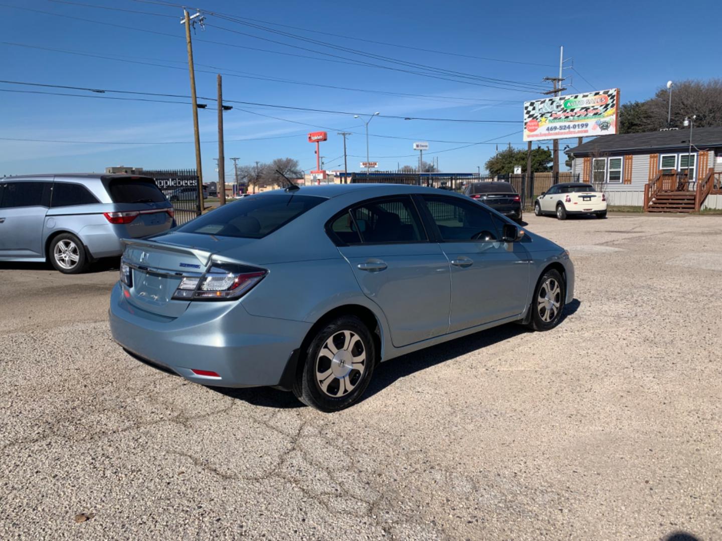 2013 Blue /gray Honda Civic Hybrid (19XFB4F27DE) , AUTOMATIC transmission, located at 1830 North Belt Line Road, Irving, TX, 75061, (469) 524-0199, 32.834373, -96.993584 - Photo#3